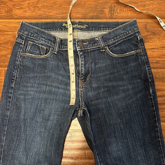 Old navy women blue jeans - Picture 7 of 10